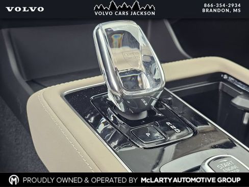New 2026 Volvo XC90 B6 Ultra w/ Lounge Package AWD/4WD image 22