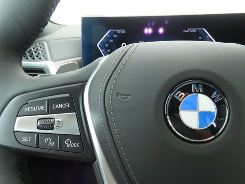 Used 2026 BMW X5 xDrive40i w/ Executive Package AWD/4WD image 12