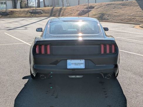 Used 2017 Ford Mustang GT w/ GT Performance Package RWD image 5