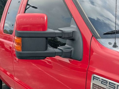 Used 2009 Ford F250 Lariat image 10