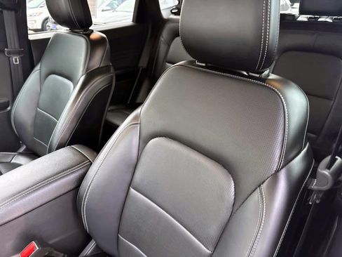 Used 2025 Ford Escape Platinum image 20