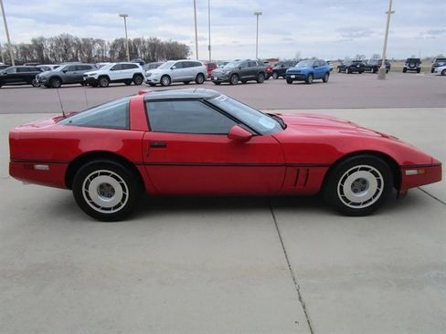 Used 1987 Chevrolet Corvette Coupe image 6