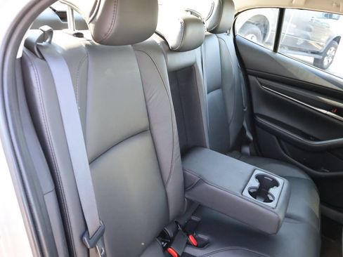 Used 2024 MAZDA MAZDA3 s FWD image 12