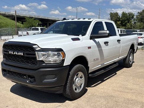 Used 2022 RAM 3500 Tradesman w/ Snow Chief Group AWD/4WD image 8