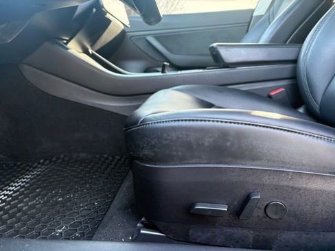 Used 2018 Tesla Model 3 Long Range image 29