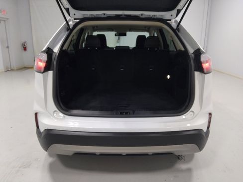 Used 2024 Ford Edge SEL image 29