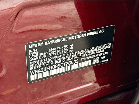 Used 2025 BMW 740i image 36