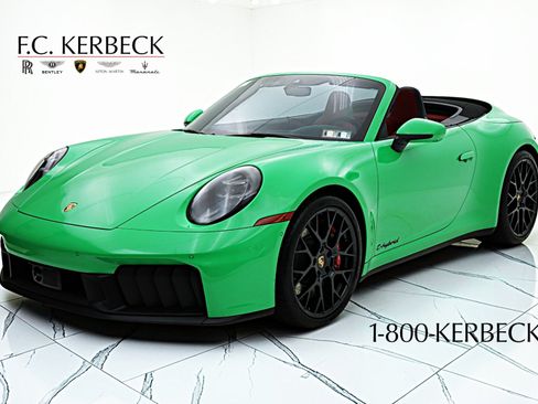 Used 2025 Porsche 911 Carrera GTS RWD image 2