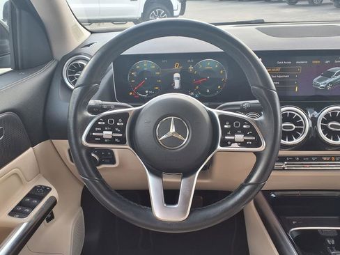 Used 2021 Mercedes-Benz GLA 250 image 13