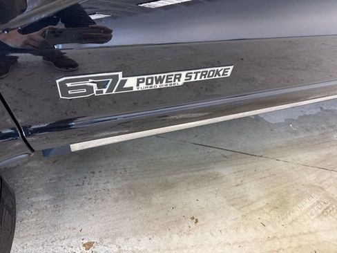 Used 2024 Ford F250 Platinum image 8