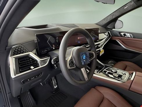Used 2026 BMW X7 xDrive40i w/ M Sport Package image 20