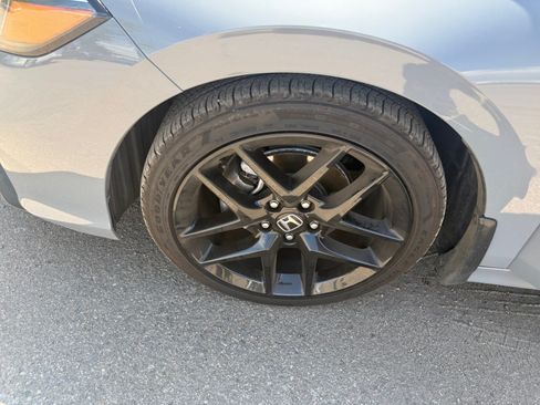 Used 2025 Honda Civic Sport image 24