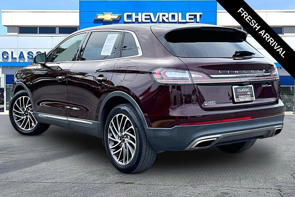Used 2019 Lincoln Nautilus Reserve AWD/4WD image 3