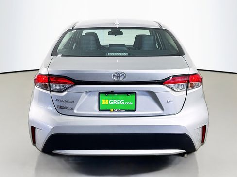 Used 2021 Toyota Corolla LE FWD image 8