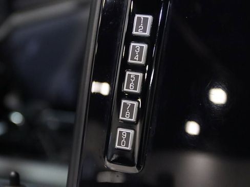 Used 2023 Ford F150 Limited image 15