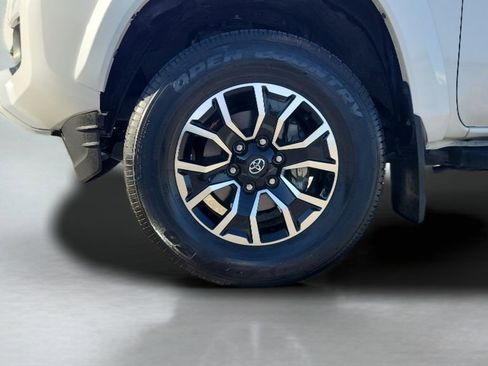 Used 2023 Toyota Tacoma TRD Sport RWD image 31