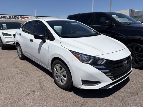 Used 2023 Nissan Versa S w/ Trunk Package FWD image 2