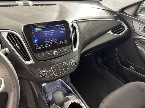 Used 2023 Chevrolet Malibu LT FWD image 32