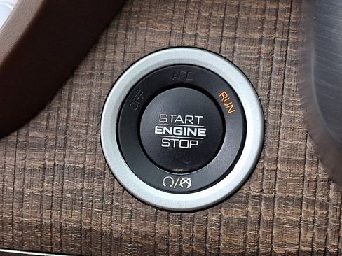 Used 2020 RAM 1500 Limited AWD/4WD image 28
