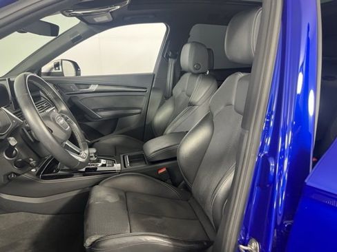 Used 2022 Audi SQ5 Premium Plus w/ Premium Plus Package image 32
