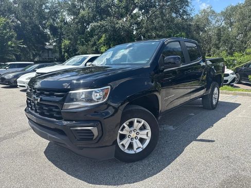 Used 2022 Chevrolet Colorado LT RWD image 2