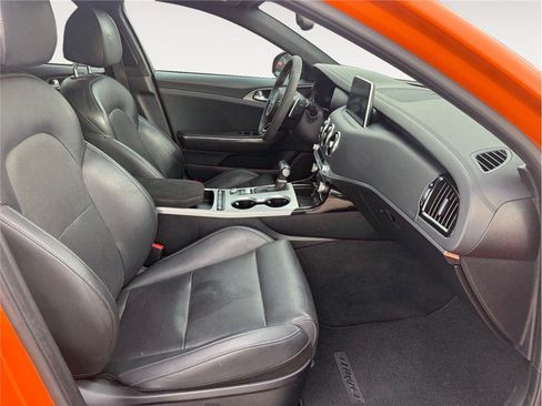 Used 2019 Kia Stinger GTS AWD/4WD image 14