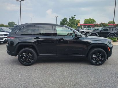 New 2026 Jeep Grand Cherokee Limited w/ Limited Altitude Package