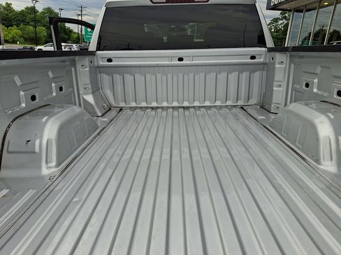 Certified 2020 GMC Sierra 1500 SLE w/ SLE Value Package AWD/4WD image 29