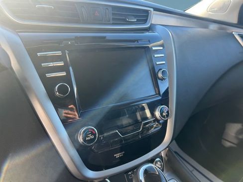 Used 2023 Nissan Murano SL image 14