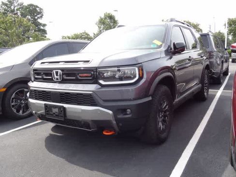 Used 2026 Honda Passport TrailSport image 1