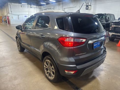 Used 2019 Ford EcoSport Titanium image 2