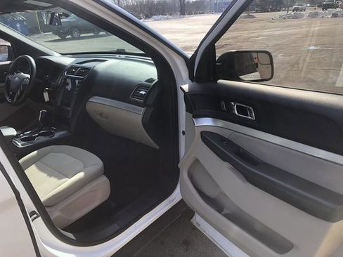 Used 2018 Ford Explorer 4WD image 39