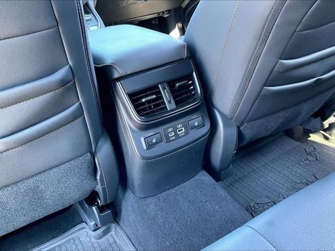 Certified 2024 Subaru Outback Wilderness AWD/4WD image 24