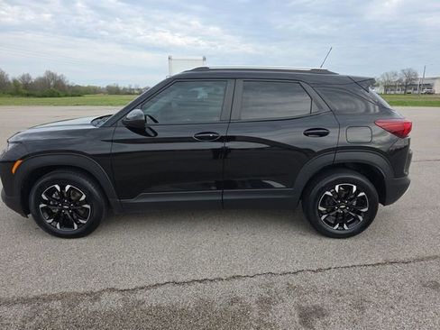Used 2023 Chevrolet TrailBlazer LT FWD image 10