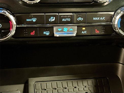New 2026 Ford F150 XLT w/ Equipment Group 302A MID AWD/4WD image 19