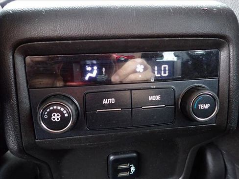 Used 2017 GMC Acadia SLE w/ Driver Alert Package I FWD image 12