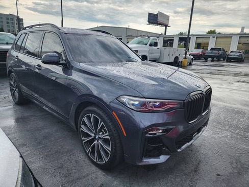 Used 2021 BMW X7 M50i w/ Dynamic Handling Package AWD/4WD image 1