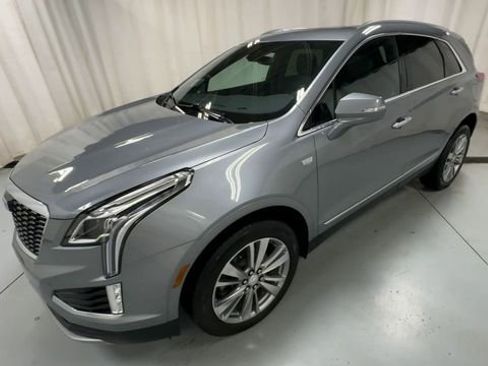 Certified 2023 Cadillac XT5 Premium Luxury AWD/4WD image 4