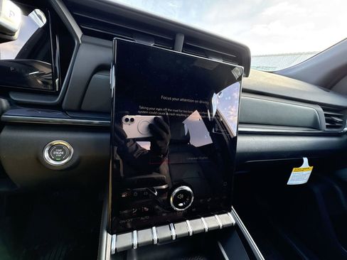 New 2026 GMC Terrain AT4 w/ Convenience Package III AWD/4WD image 12