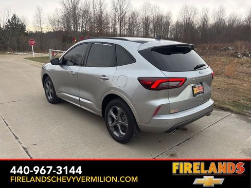 Used 2023 Ford Escape ST-Line w/ Tech Pack #1 image 7