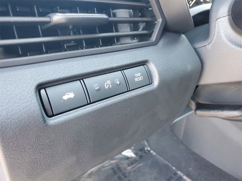 New 2025 Nissan Altima 2.5 SR image 16