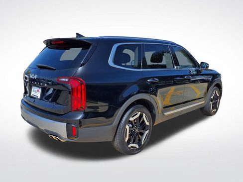 Used 2025 Kia Telluride S FWD image 6