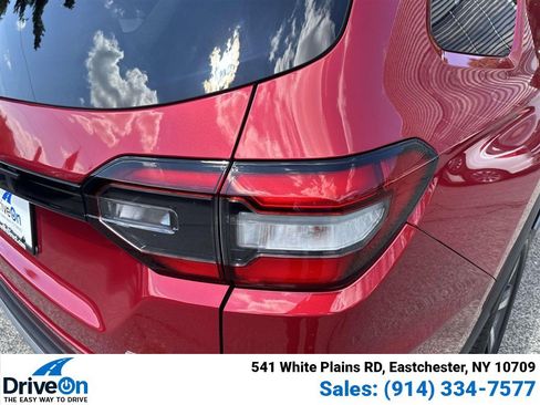 Used 2023 Honda Pilot Elite image 10
