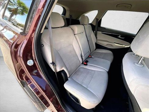 Used 2019 Kia Sorento LX w/ Option Group 020 image 25