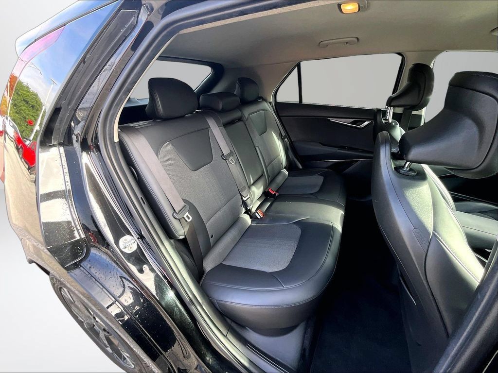 Used 2023 Kia Niro Wind FWD image 28