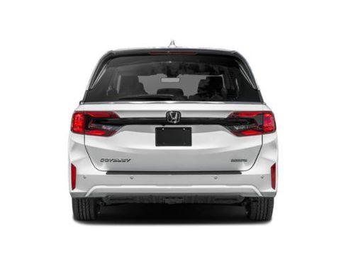 Used 2025 Honda Odyssey Touring image 5
