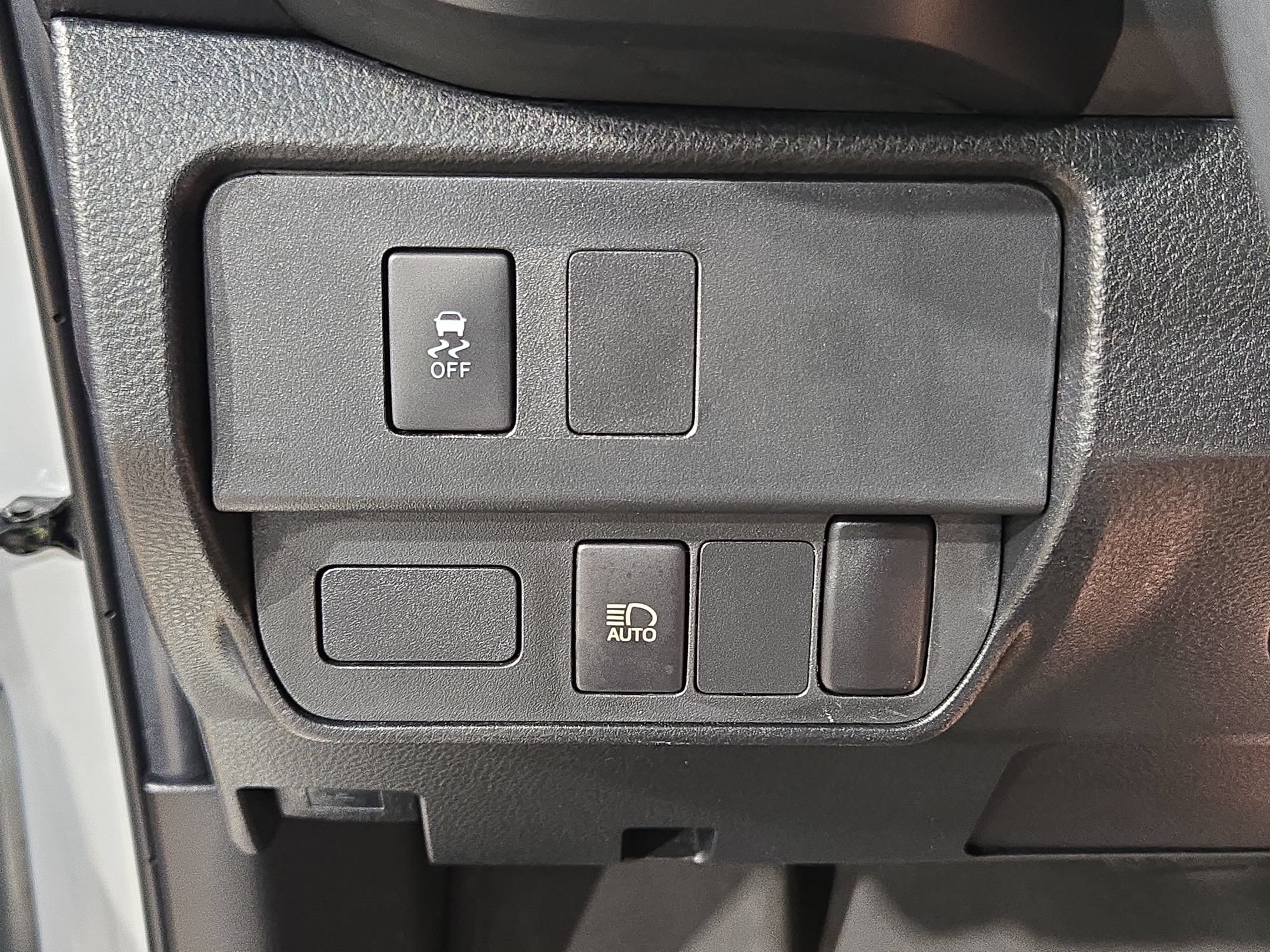 Used 2023 Toyota Tacoma SR RWD image 24