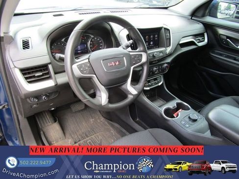 Used 2022 GMC Terrain SLE w/ Driver Convenience Package FWD image 10