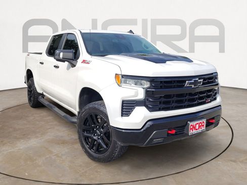 Used 2023 Chevrolet Silverado 1500 LT Trail Boss w/ LT Trail Boss Premium Package AWD/4WD image 6