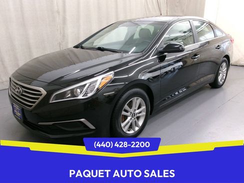 Used 2017 Hyundai Sonata SE FWD image 1